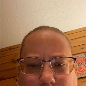 Meet your Posher, Lindsey